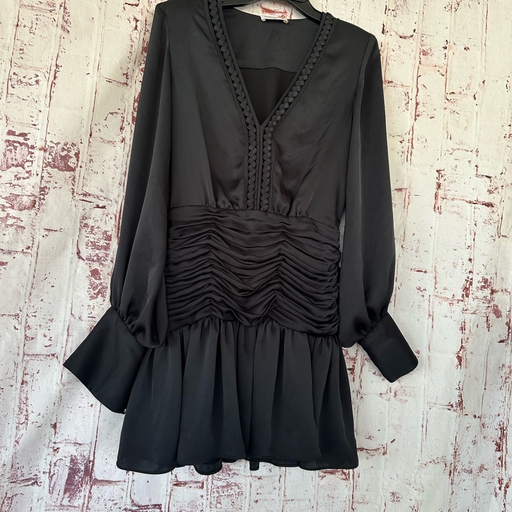 💥SOLD $25💥 RAMY BROOK Mini Dress M Black Ruched Feminine Sexy Goth Babydoll - Picture 11 of 11
